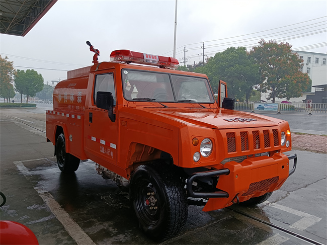 森林防火指挥车_2吨四驱消防洒水车_甘肃青海_四驱消防供水车北汽吉普四驱森林防火巡逻车